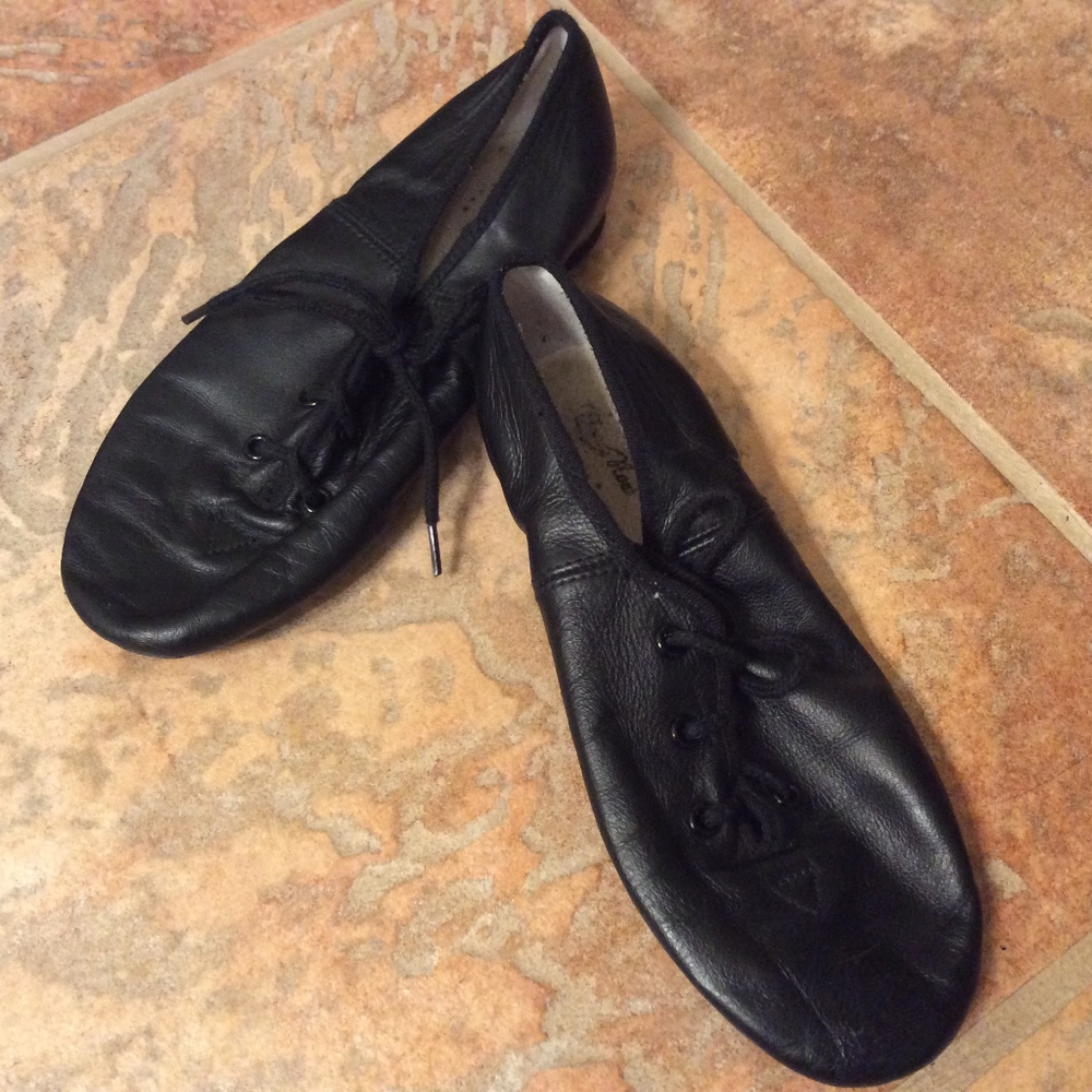 Dance Now Black Split Sole Jazz Shoes Girls 12